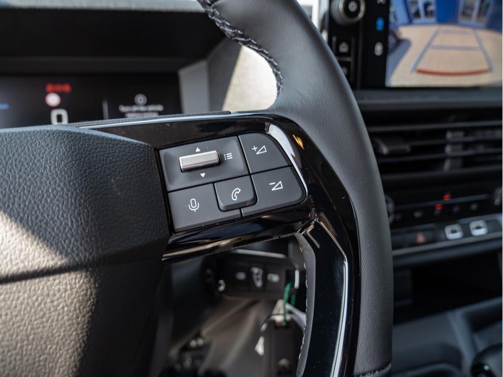 Peugeot Expert DOKA Kasten 2.0 Lang 140 SHZ LENKRADHZ.