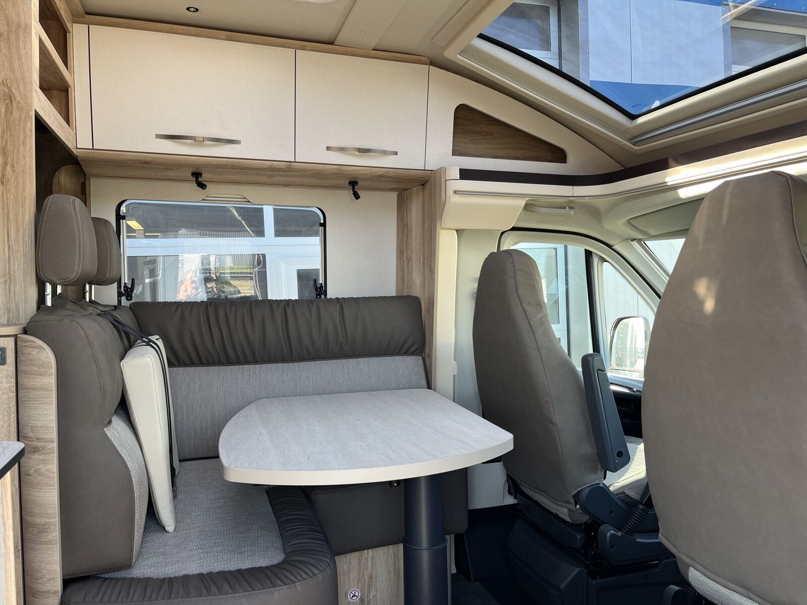 Fahrzeugabbildung Eura Mobil Profila T PT 660 EB Dachklima/Mark./Mondial