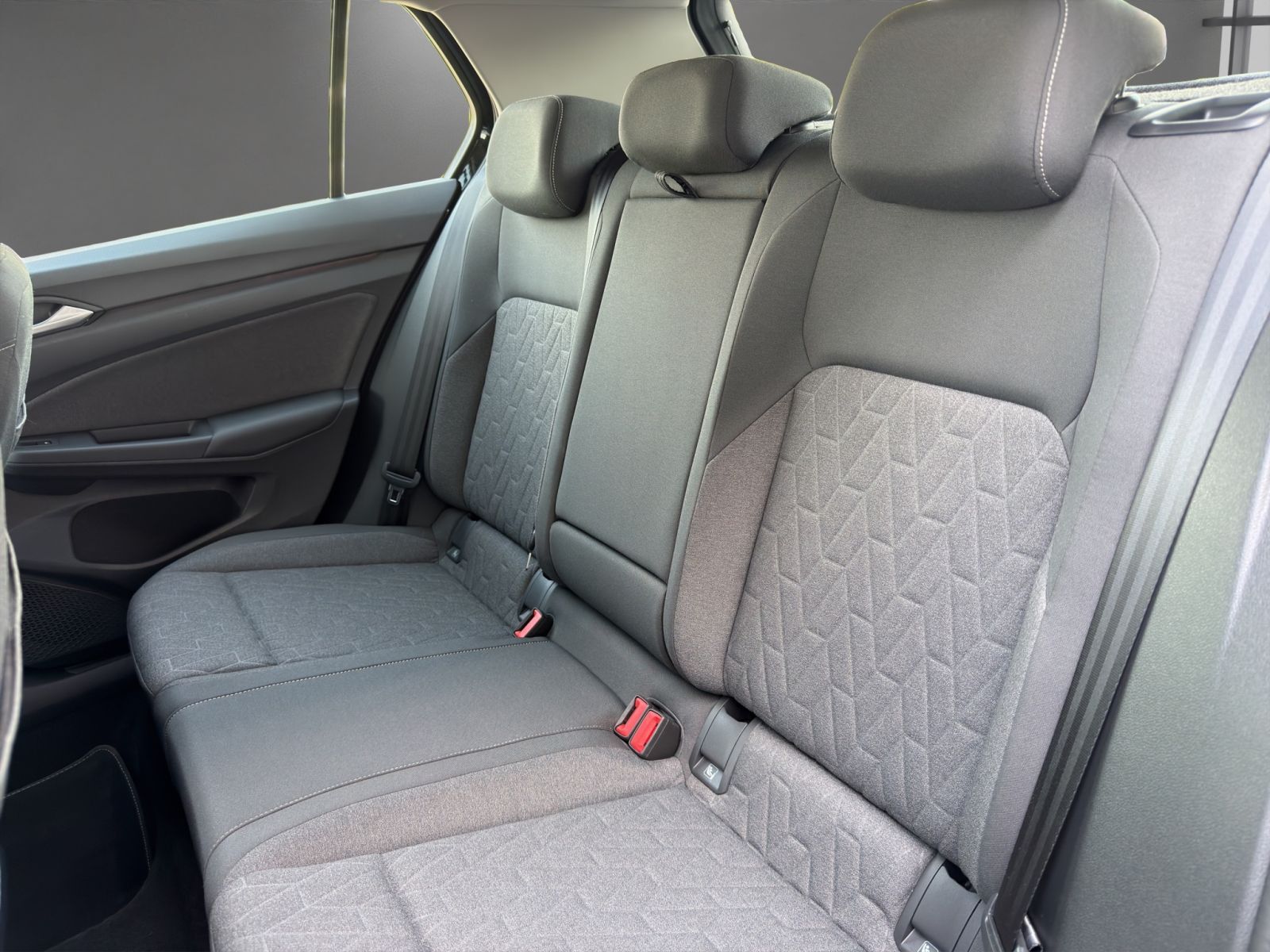 Volkswagen Golf - Bild 11