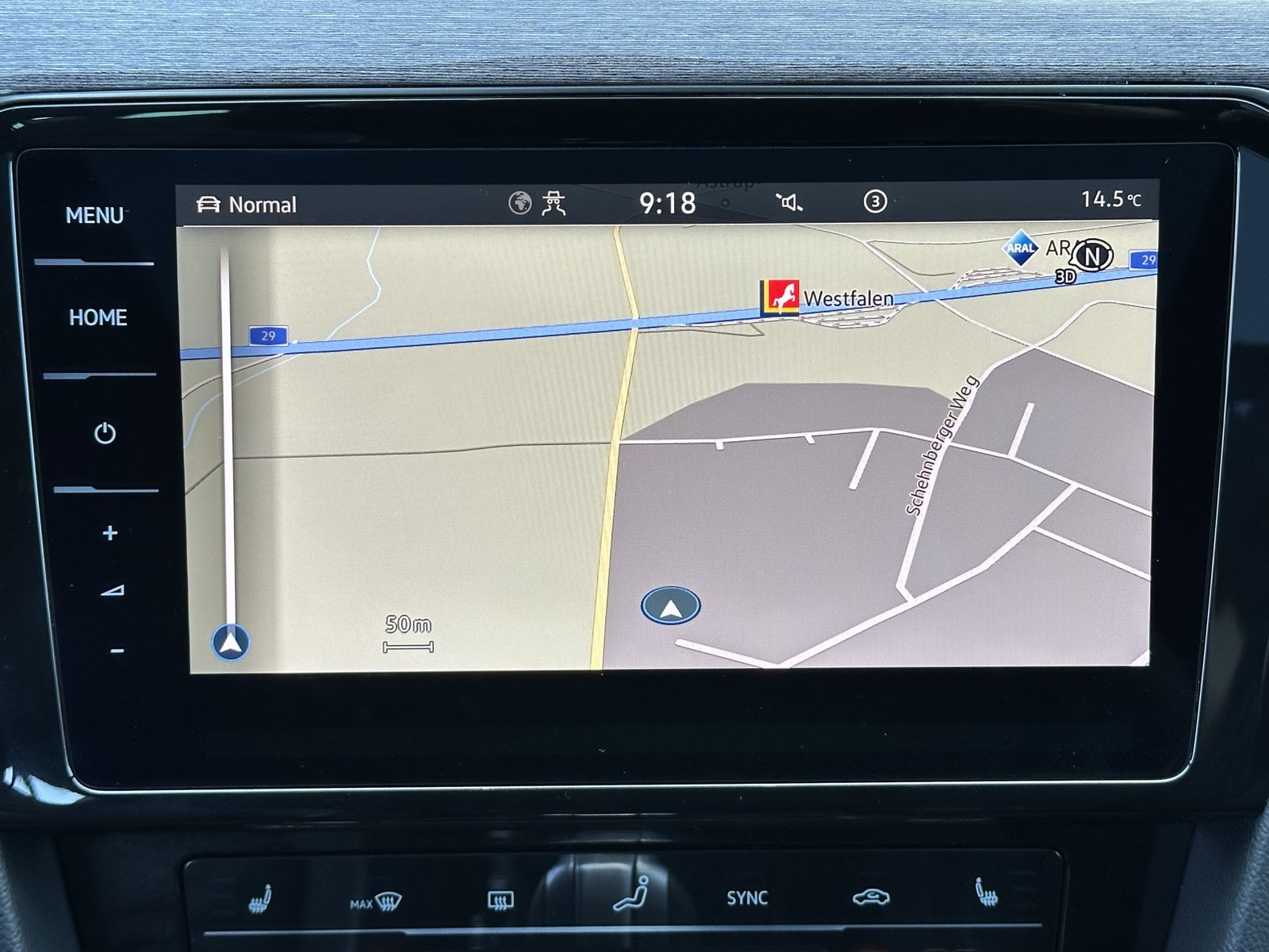Fahrzeugabbildung Volkswagen Passat Variant 1.4 TSI DSG GTE NAV+LED+PANO+KAM