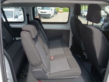 Peugeot e-Expert L2 (50kWh)