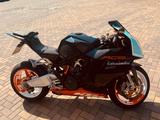 KTM RC8 - KTM RC