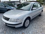 Volkswagen Passat/ Automatik/Klimatronic/Sehr gut erhalten - gebrauchte VW Passat aus dem Jahr 1999