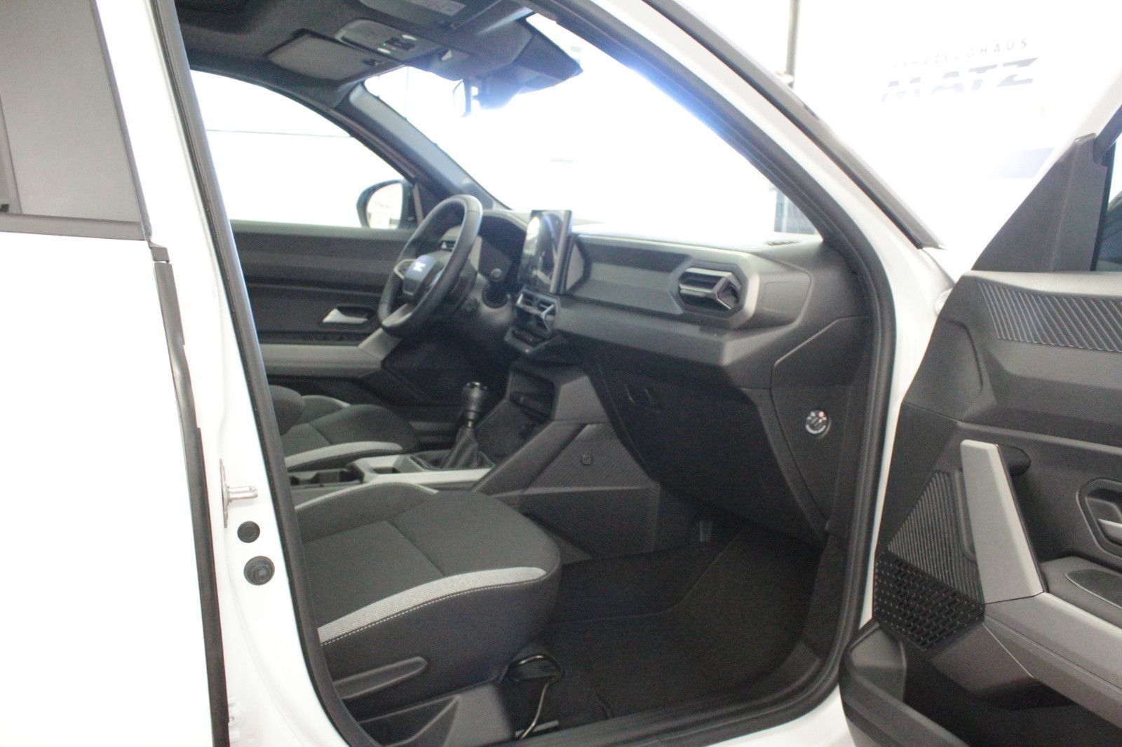 Fahrzeugabbildung Dacia Bigster mild hybrid 140 Journey*Winter+*City*Pan