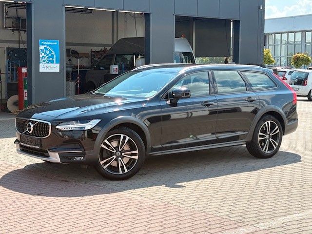 Volvo V90 T5 Cross Country PRO AWD*HUD*RFK*STHZG*