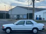 Mercedes-Benz Mercedes- Benz 190d*H-ZULASSUNG*SERVICE NEU* - gebrauchte Mercedes-Benz 190 aus dem Jahr 1986