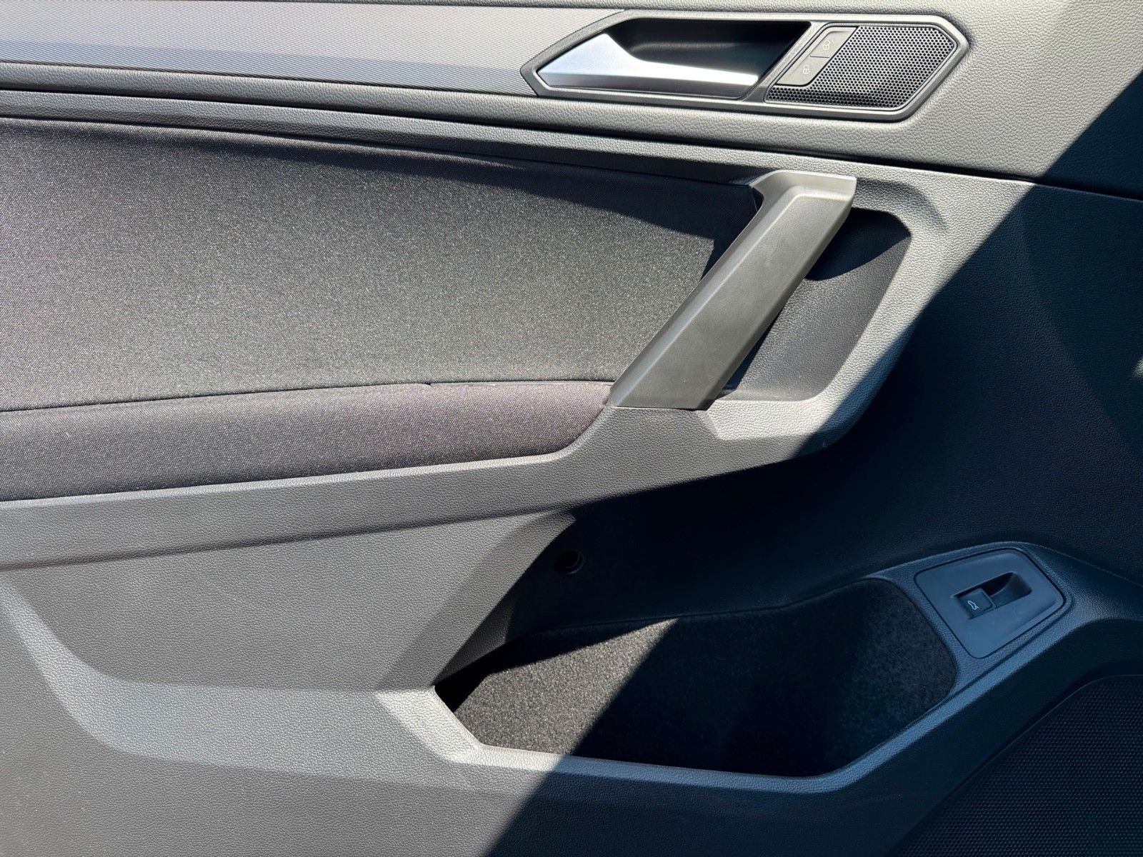 Fahrzeugabbildung Volkswagen Tiguan Allspace Life 1.5 TSI
