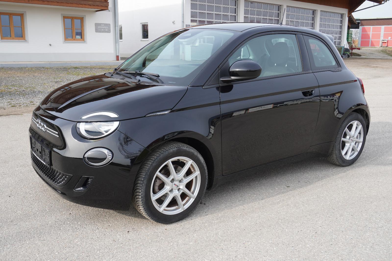 Fiat 500 e Icon 42kWh NAV/Virtual 1.Hand SoH 95%