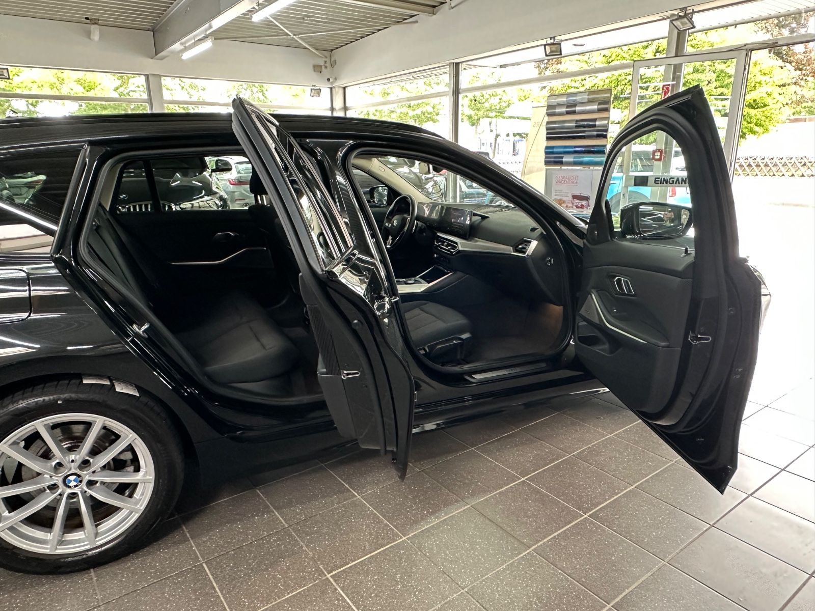 BMW 318 d Touring DA+DIS+PARK ASSISTANT+LED+HaKardon foto 13