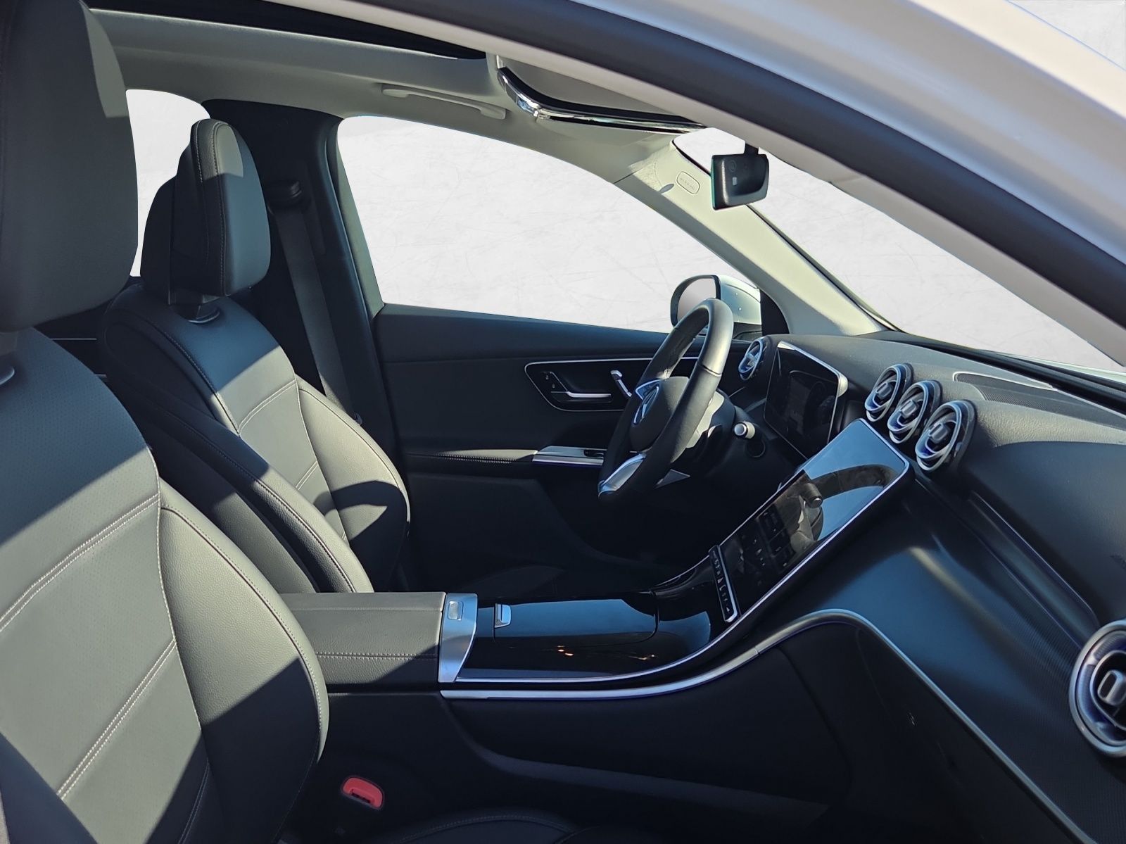 Mercedes-Benz GLC 300 4Matic Advanced Plus Pano AHK Akt.Abstan foto 5