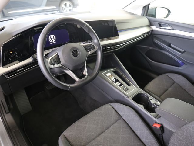 Volkswagen Golf Life 2.0TDI LED NAVIGATION PRO SHZ ACC APP