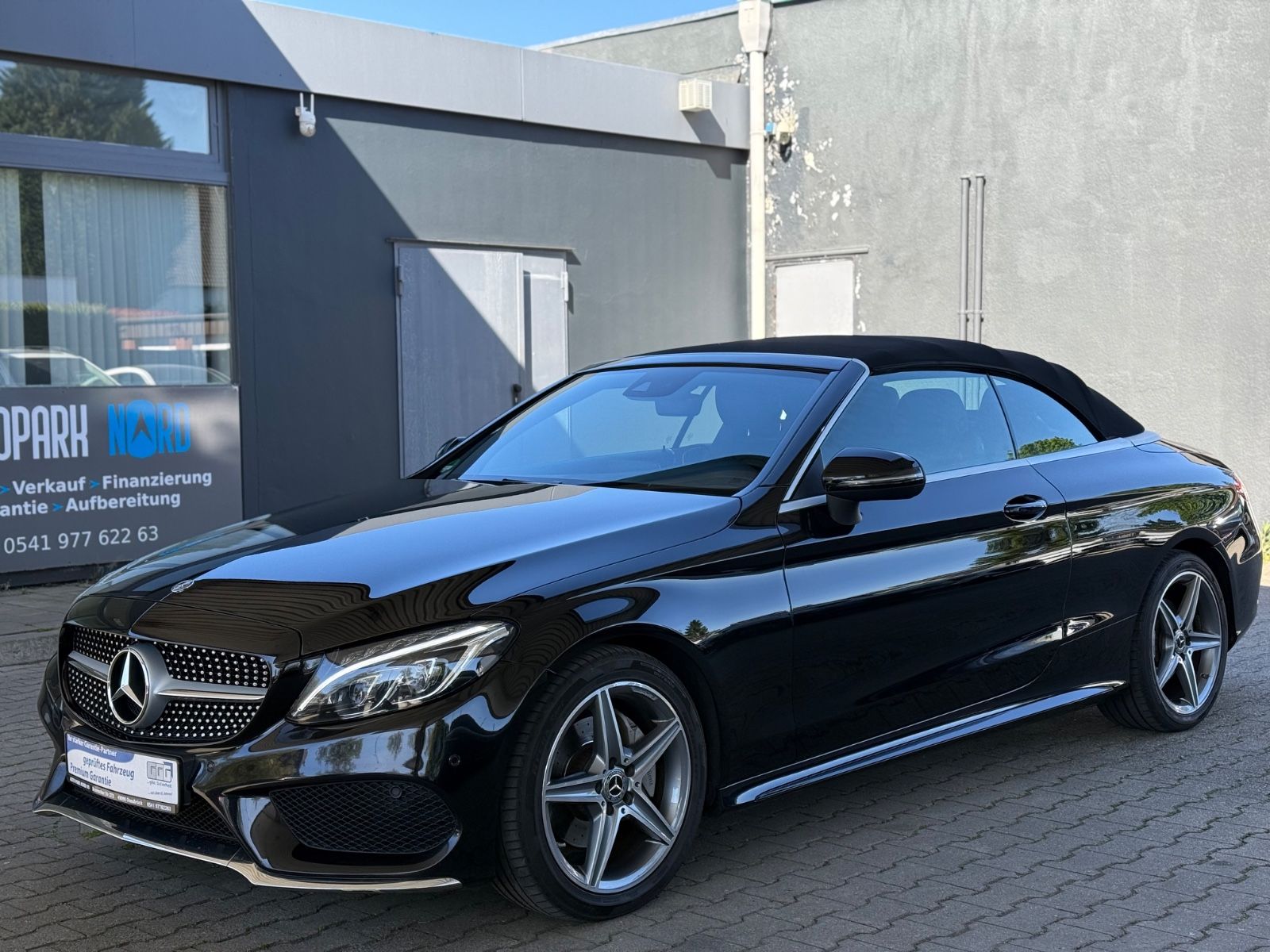MERCEDES-BENZ C 180 Cabrio AMG-LINE/ILS/NAVI/SHZ/2.HAND/TOP