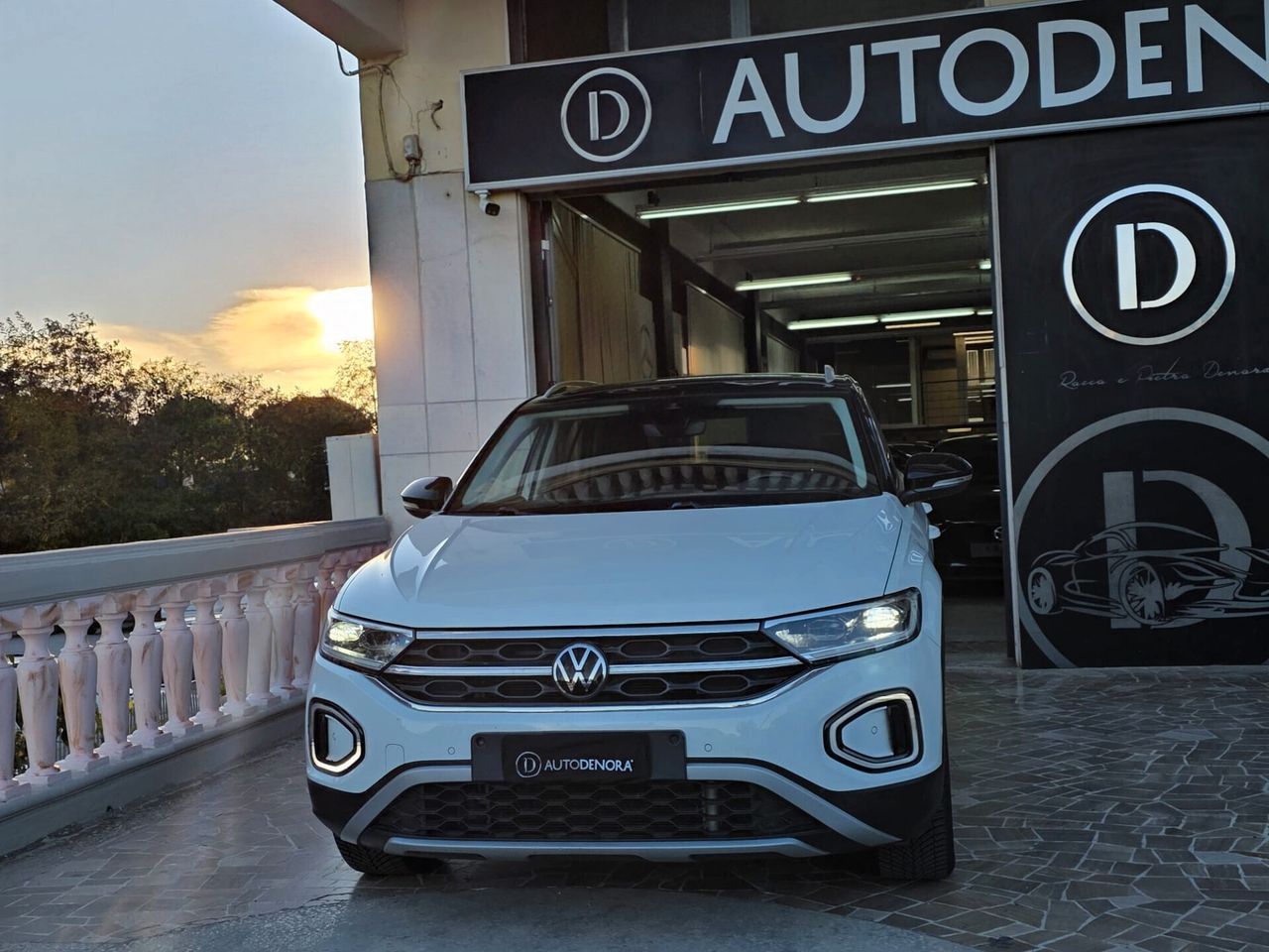 Other Volkswagen T-Roc LIFE 1.0 81KW#LED#PELLE#VIRTUAL imagem 2