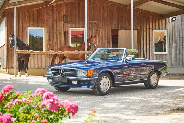 Mercedes-Benz 300 SL (R107) / 2. Hand / Hardtop / wenig km