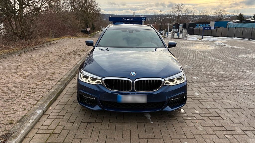 Image of BMW 530