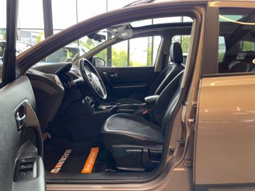 Nissan Qashqai+2 2.0 dCi 3604x4 Aut.*NAVI*AHK*PANO*