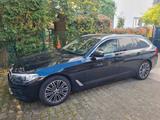 BMW Sehr schöner 525d Touring  - BMW 525 mit Anhängerkupplung