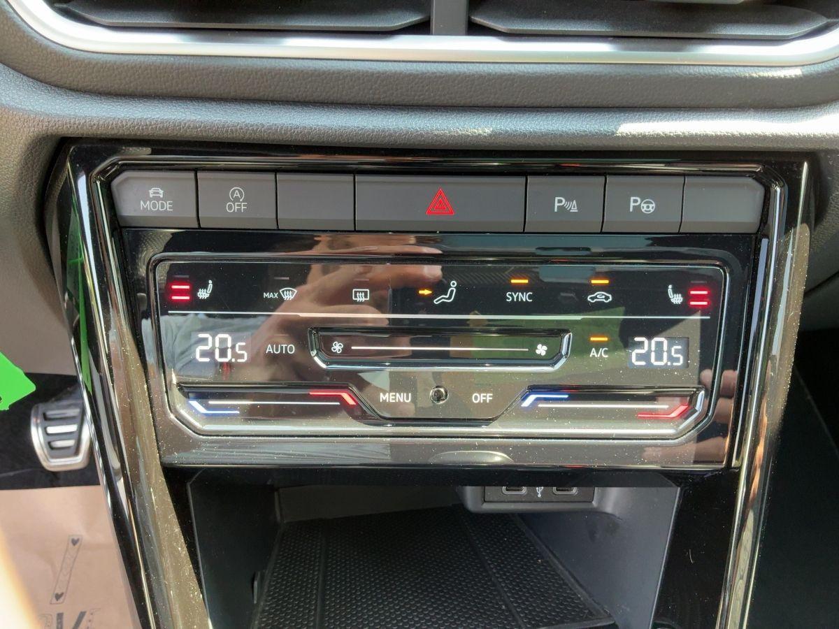 Volkswagen T-Roc 1.0 TSI R-Line MATRIX+NAV+APP+ACC+RFK+PANO, миниатюра 18