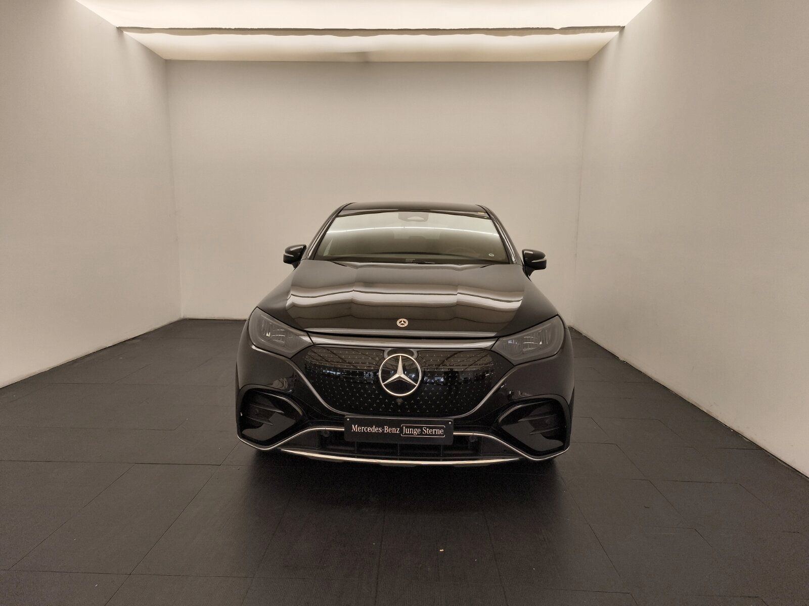Mercedes-Benz EQE 300 SUV AMG Advanced+ Distro AHK 360° Memory imagem 2