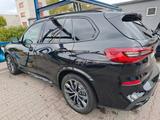 BMW X5 M50 M50d - D/HuD /Pano/360/Scheckheftgepflegt - gebrauchte BMW X5 M50 aus dem Jahr 2020