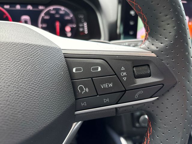 Arona FR 1,5 TSI DSG *LED+NAVI+AHK+SHZ+KAM+PDC*