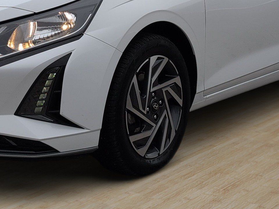 Fahrzeugabbildung Hyundai i20 1.0T 7DCT TREND KOMF-P GARANTIE-2029 KAMERA+