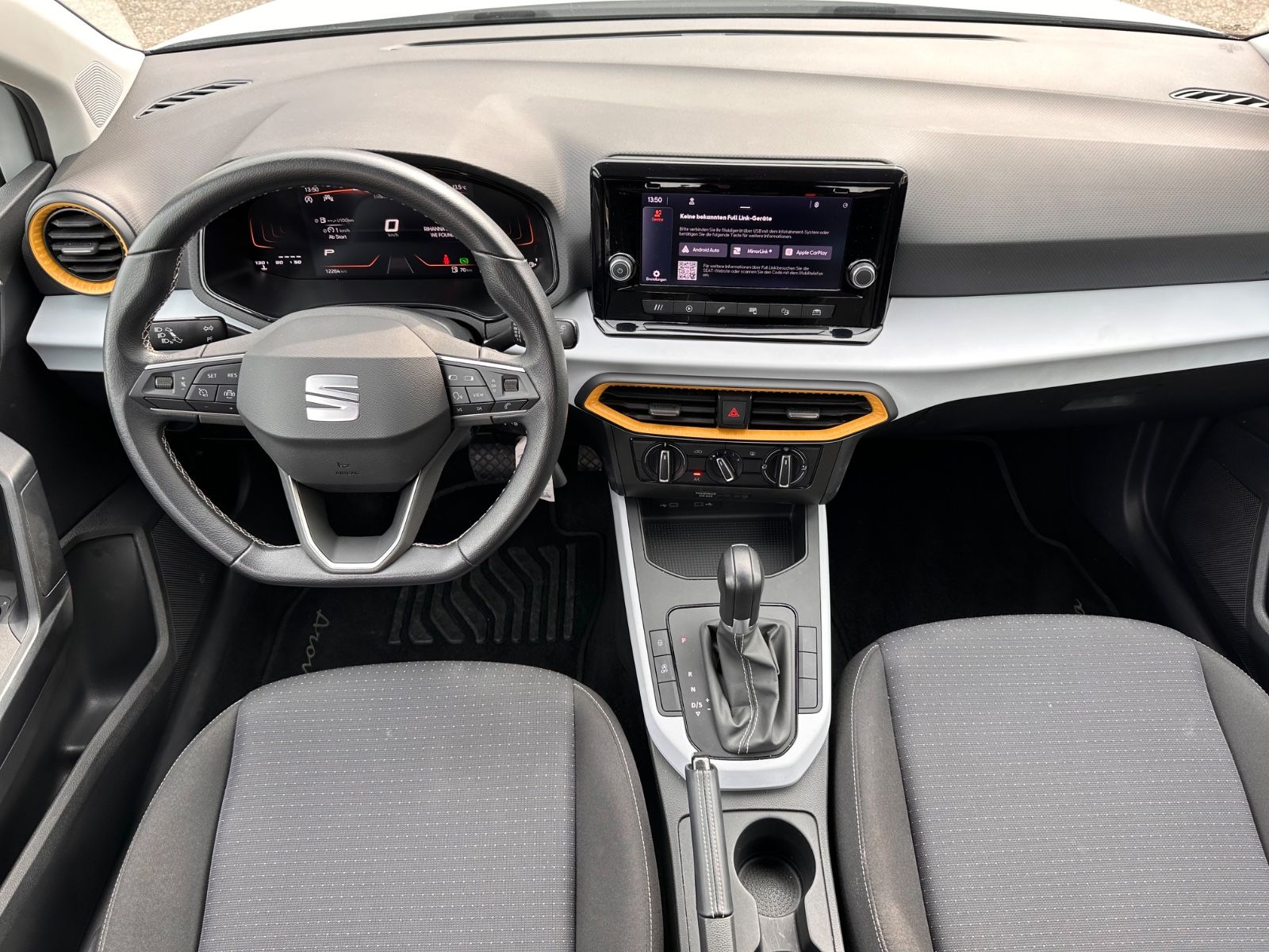 Fahrzeugabbildung SEAT Arona Style 1.0 TSI DSG LED/APP/PDC/GRA