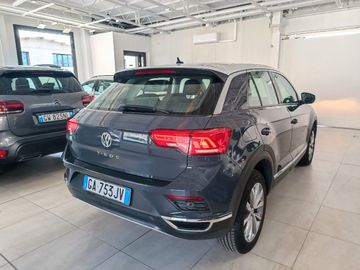 Volkswagen T-Roc - 2