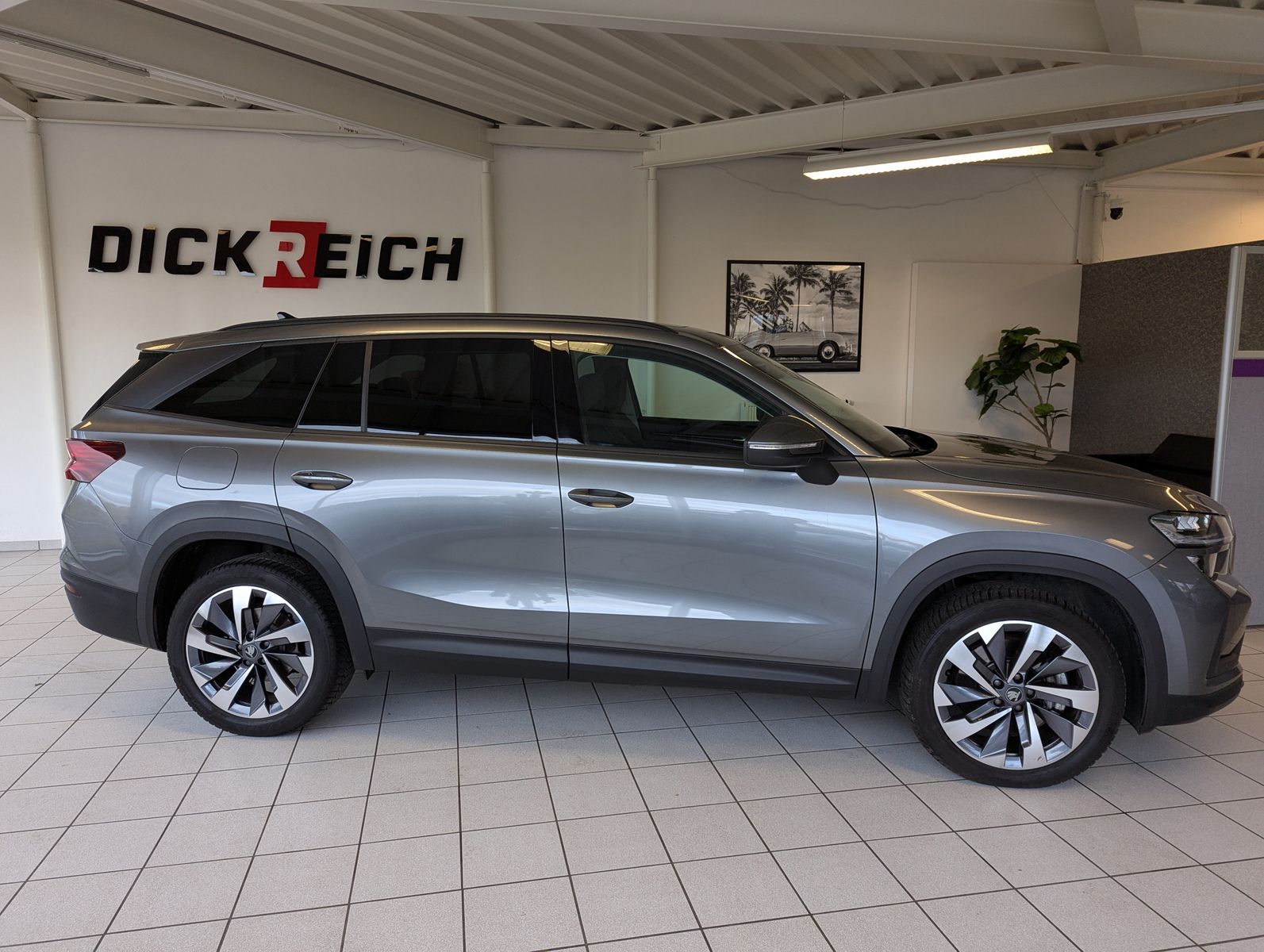 SKODA Kodiaq 2.0 4x4 Selectio Pano Matrix StHz AHK 19" - Image 8