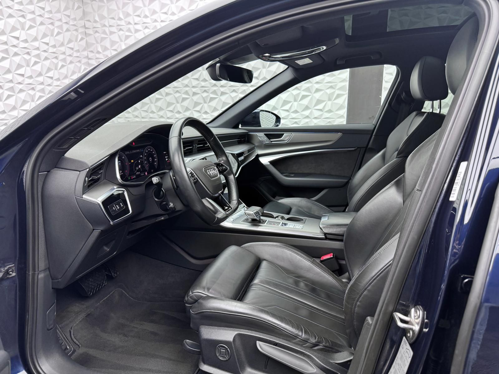 Fahrzeugabbildung Audi 45 TDI QUATTRO SPORT/LUFT/PANO/AHK/VIRTUAL/ACC