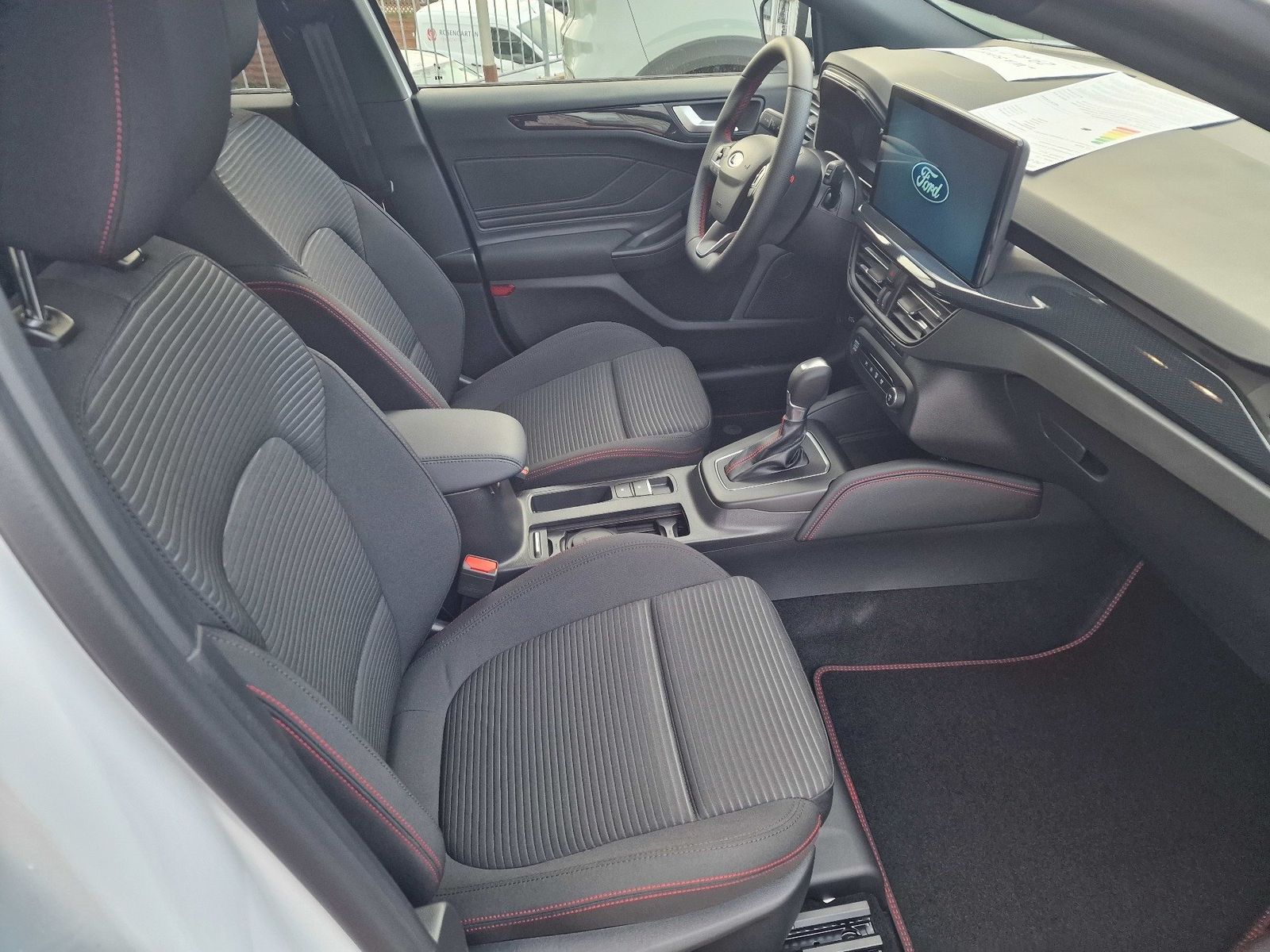 Fahrzeugabbildung Ford Focus Turnier ST-Line X