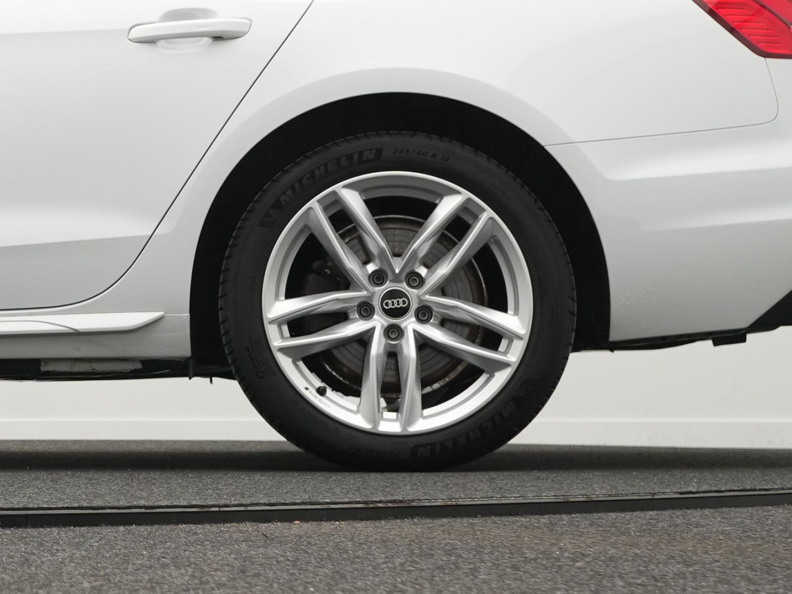 Audi A4 - Bild 48