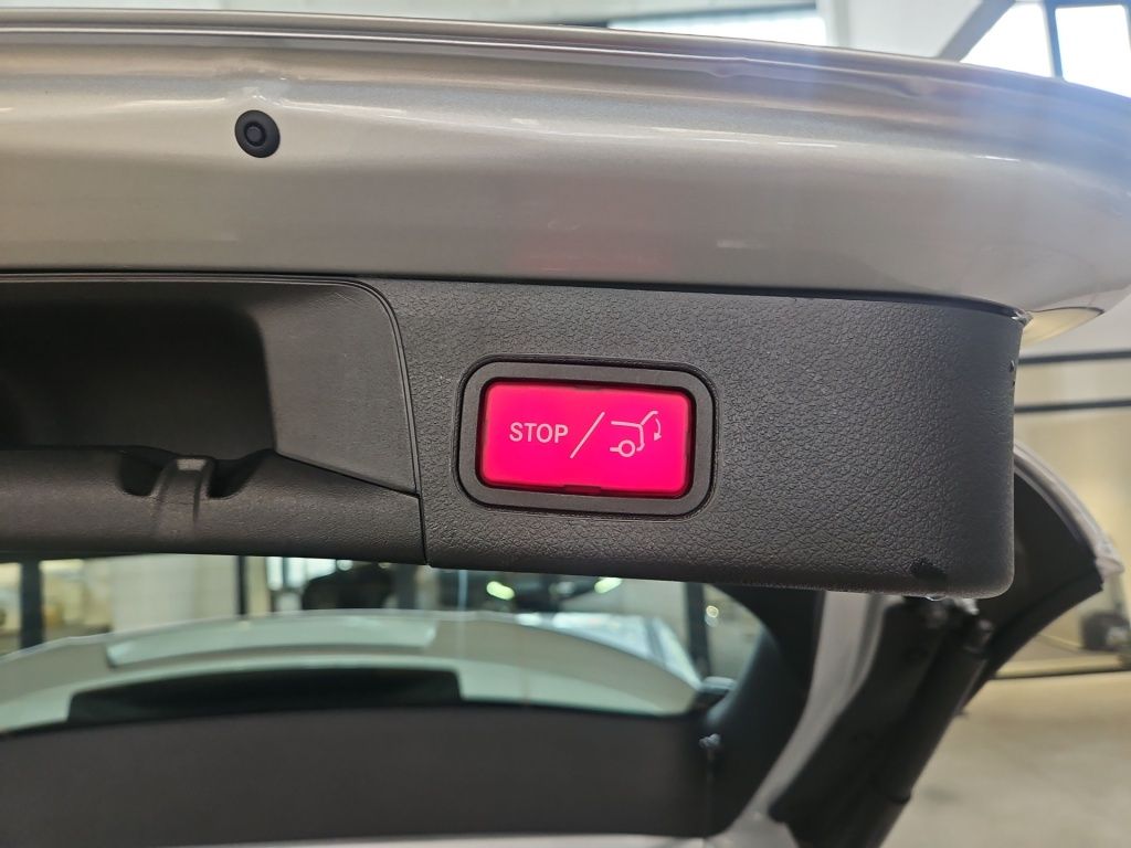 Fahrzeugabbildung Mercedes-Benz B 180 Progressive AHK Navi LED SHZ SpurH KAM DAB