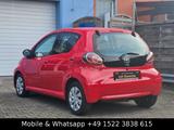 Toyota AYGO Cool Go NAVI 1.HAND ServiceNeu GARANTIE LED - Toyota Gebrauchtwagen in Braunschweig