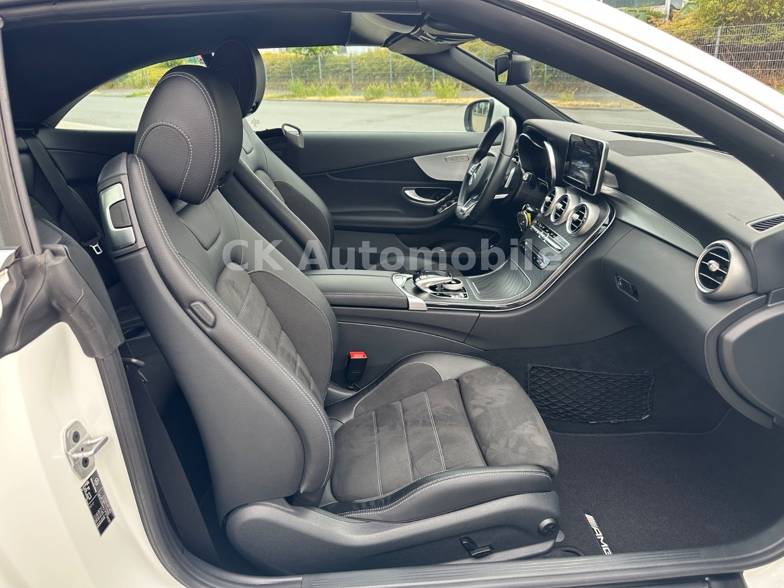 Fahrzeugabbildung Mercedes-Benz C200 Cabrio AMG-Line/Navi/ILS LED/Tempomat
