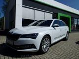 Skoda Superb Combi 2.0 TDI 7 Gang DSG,NAVI,Kamera,AHZV - Skoda Superb mit Anhängerkupplung
