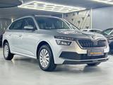 Skoda Kamiq Active 1.0 TSI CARPLAY/LED/SITZHEIZ/LANE - Skoda Kamiq Active mit Benzin-Antrieb