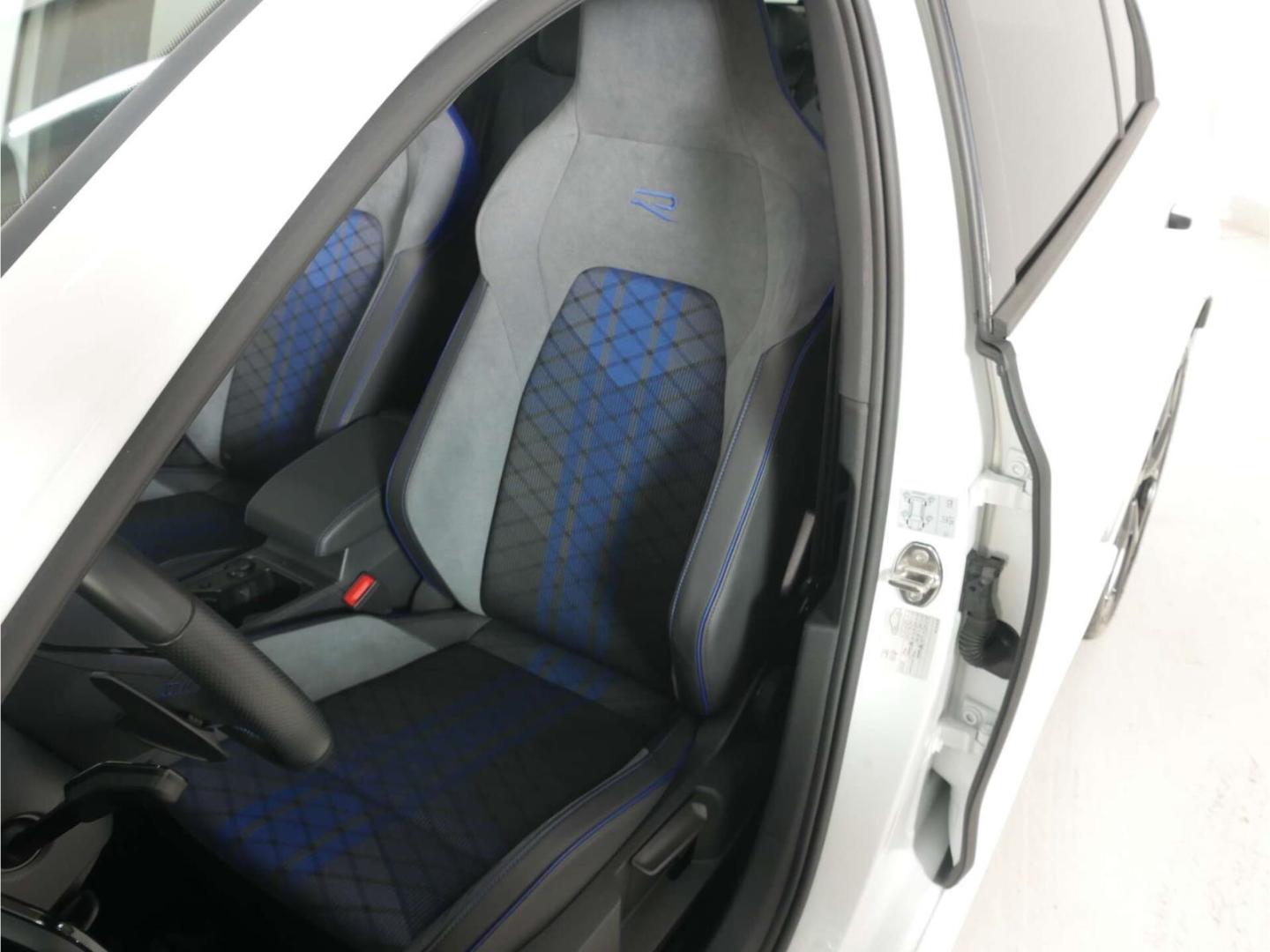 Volkswagen Golf R 2.0 TSI 4Motion Black Edition DSG AKRA, миниатюра 17