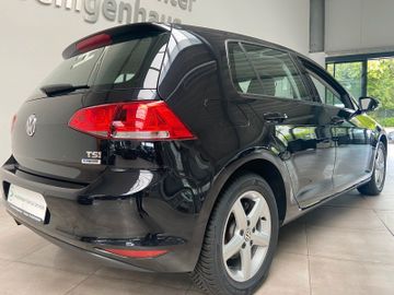 Volkswagen Golf - 3