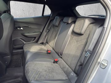 Peugeot 2008 GT Hybrid 145 Kam.+KeyLess+Massage+Navi+SD
