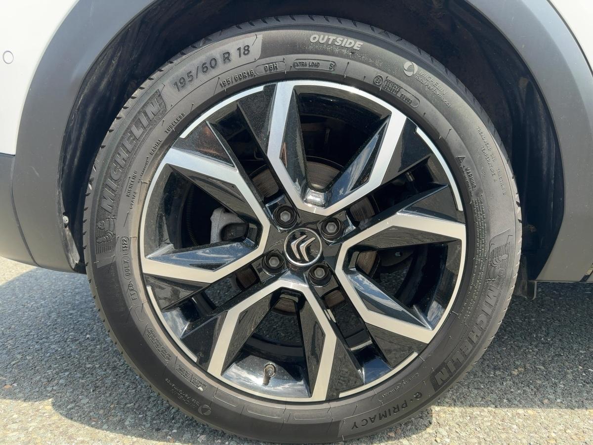 Citroën ë-C4 Shine 136