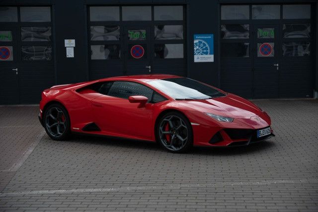 Fahrzeugabbildung Lamborghini Huracán EVO*LIFT*DAB*PDC*CAM*LDS*Mietkauf