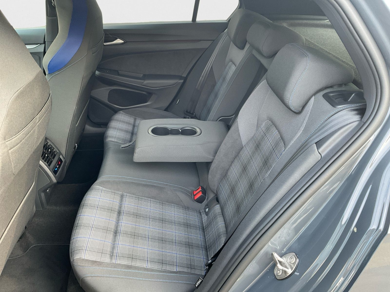 Volkswagen Golf - Bild 13