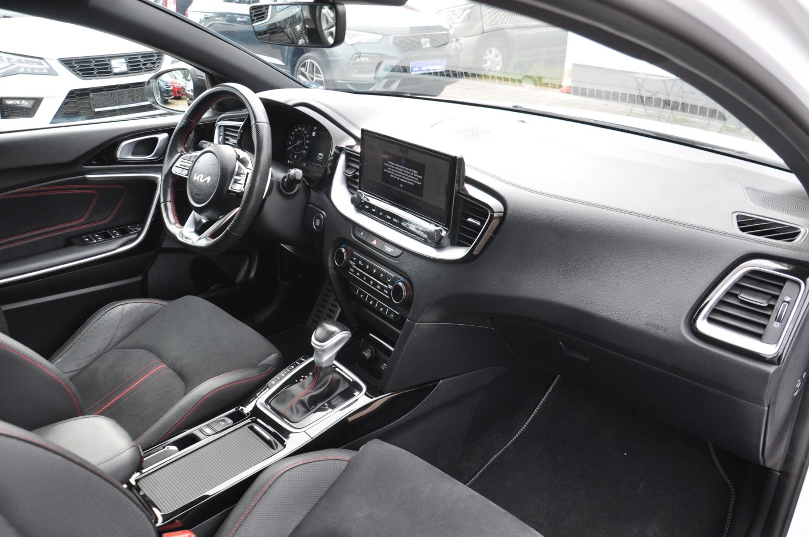 Kia ProCeed GT 1.6 T-GDI ACC-LED-PANO-MEMORY-RKAM