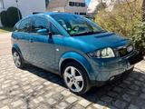 Audi A2 1.4 - top Zustand und wenig km - Audi A2: Blau