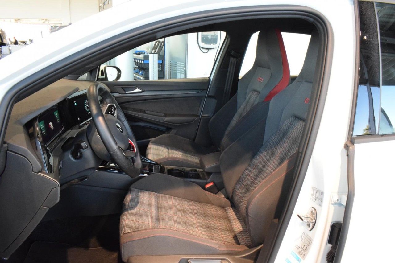 Volkswagen Golf - Bild 7