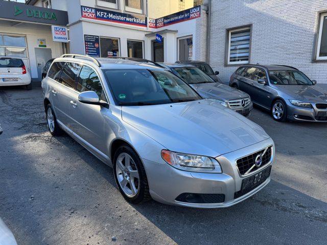 Volvo V70 Edition PRO LEDER* NAVI* AUTOMATIK*