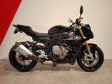 BMW S 1000 R 1. Hand, Unfallfrei, Akra - BMW UNFALL