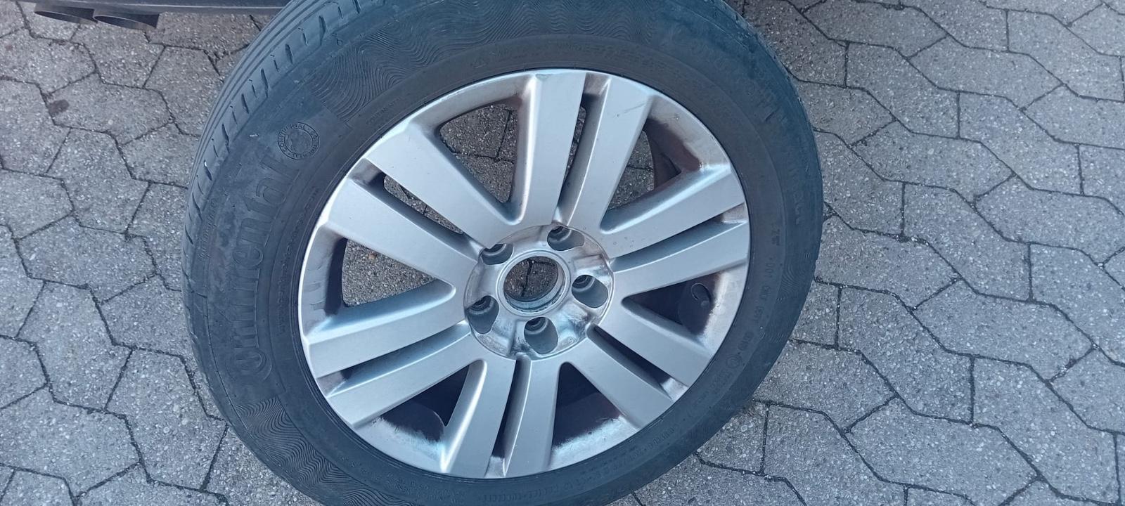 Volkswagen Passat 2009 — photo 8