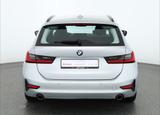 BMW 318d Touring Advantage LED Navi Sitzheizung PDC - BMW Gebrauchtwagen von 2020